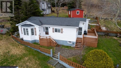 11 Noels Rd, Upper Island Cove, NL, A0A4E0 | Card Image