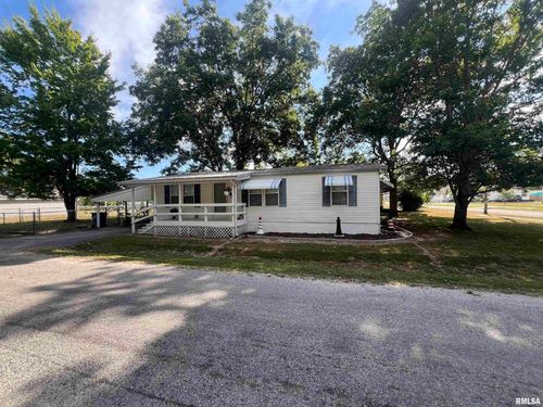 511 W Helen Ave Avenue, Christopher, IL, 62822 | Card Image