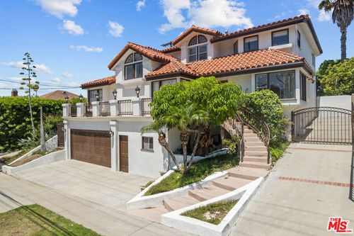 5317 Angeles Vista Blvd, View Park, CA, 90043-1615 | Card Image