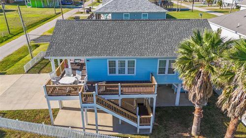 2895 Laguna Dr, Port Bolivar, TX, 77650 | Card Image
