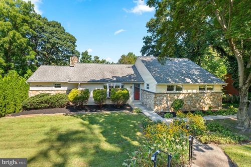 1140 Greentree Ln, PENN VALLEY, PA, 19072-1218 | Card Image