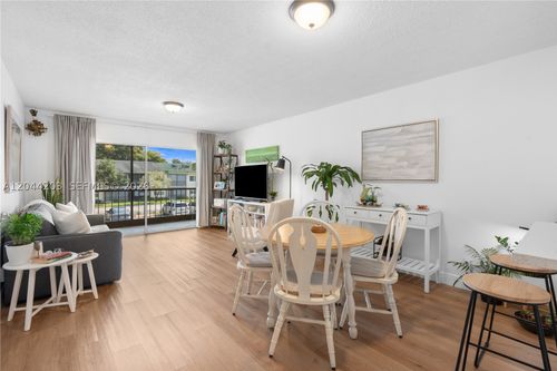 206-4161 Nw 90th Ave, Coral Springs, FL, 33065-1797 | Card Image