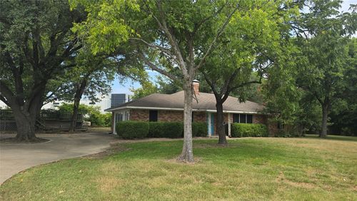 7905 Liberty Grove Rd, Rowlett, TX, 75089-2311 | Card Image