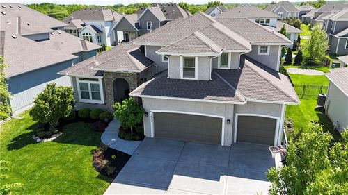 18333 Caenen St, Overland Park, KS, 66013-4512 | Card Image