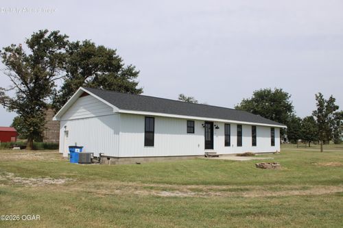 223 W 510th Ave, Cherokee, KS, 66724-5072 | Card Image