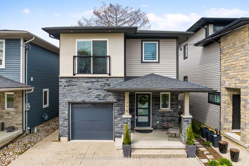 77B Broadway, Saint Catharines, ON, L2M7Y3 | Card Image