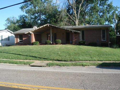 3150 Parker Rd, Florissant, MO, 63033-3760 | Card Image