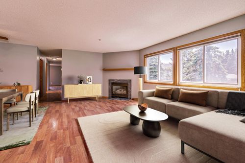 7-3167 Manitou Dr, White Bear Lake, MN, 55110-5600 | Card Image