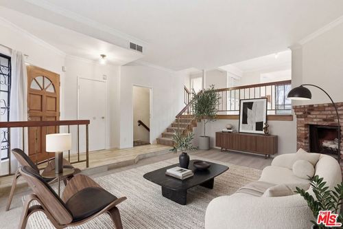 101-7100 Balboa Blvd, Van Nuys, CA, 91406 | Card Image