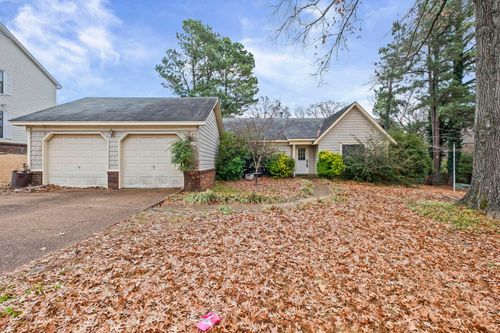 2320 E Lake Oaks Dr, Bartlett, TN, 38134 | Card Image