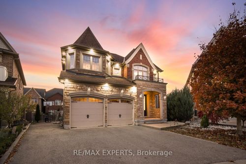 50 Lilly Valley Cres, King City, ON, L7B0B5 | Card Image