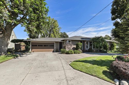 8613 E Valleyway Ave, Spokane Valley, WA, 99212-2848 | Card Image