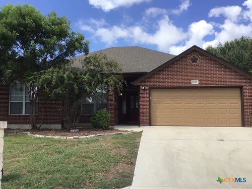 2062 N Ranch Estates Blvd, New Braunfels, TX, 78130-9073 | Card Image