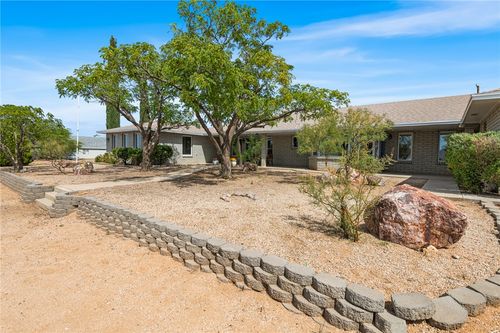 10096 N Mano Dr, Kingman, AZ, 86401-8100 | Card Image