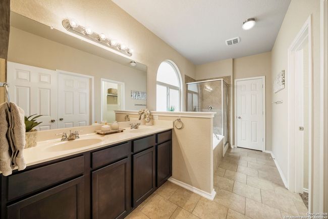 133 Finch Knl, House other with 4 bedrooms, 4 bathrooms and null parking in San Antonio TX | Image 21