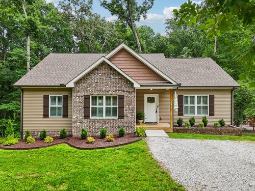 1210 Hardwood Trl, Burns, TN, 37029-9042 | Card Image