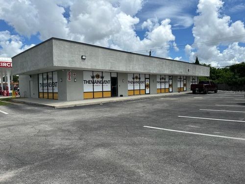 d-2526 Tamiami Trl, Port Charlotte, FL, 33952-6438 | Card Image