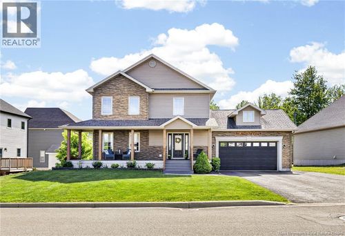 10 Annfield Crt, Moncton, NB, E1G0N9 | Card Image