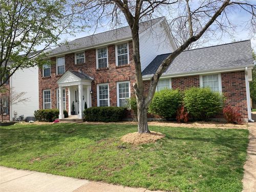 1463 Westbrooke Meadows Ln, Ballwin, MO, 63021-7534 | Card Image
