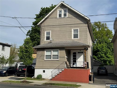 78 Herman St, East Rutherford, NJ, 07073-1211 | Card Image