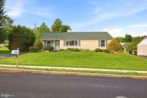 1806 Wayne Dr, Norristown, PA, 19403-2709 | Card Image