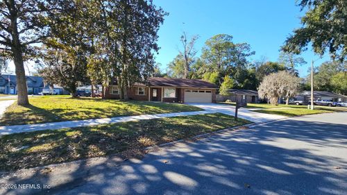 4978 Lofty Pines Cir W, Jacksonville, FL, 32210-7908 | Card Image