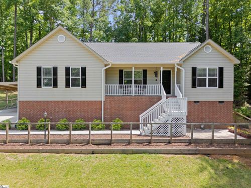 16 Trey Ln, Ware Shoals, SC, 29692-1128 | Card Image