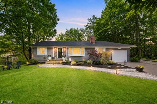 231 Stirling Rd, Watchung, NJ, 07069-5908 | Card Image