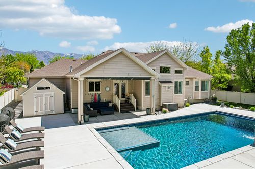 113 N Vista View Dr, Kaysville, UT, 84037-9403 | Card Image