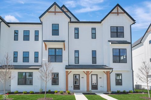 4482 Yellowwood Ave, Brownsburg, IN, 46112-2094 | Card Image