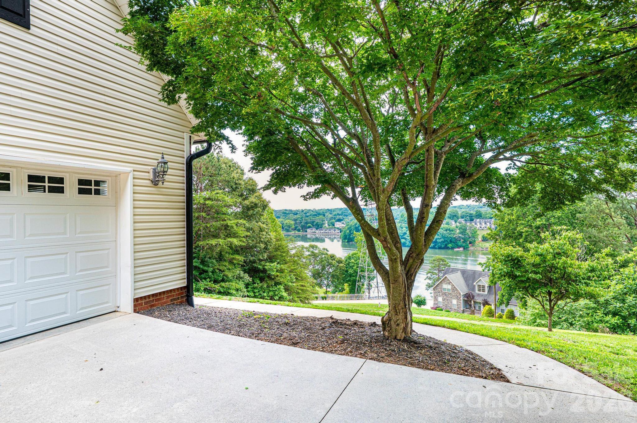 Residential in Hickory 4