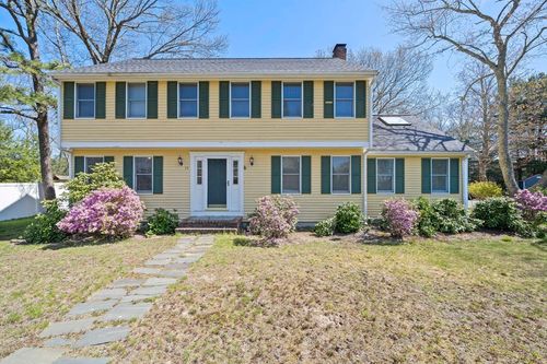 75 Erica Dr, Stoughton, MA, 02072-3451 | Card Image
