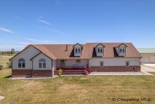 5765 Snowberry Dr, Cheyenne, WY, 82009-8497 | Card Image