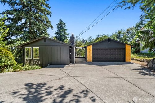 1413 25th St Se, Puyallup, WA, 98372-4137 | Card Image