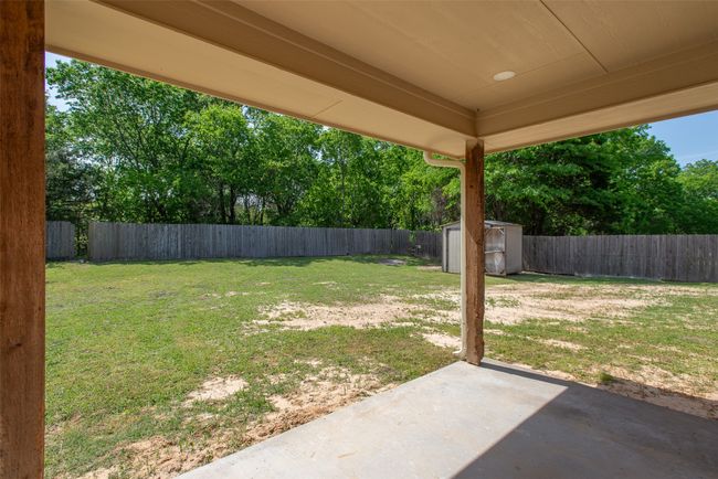 904 N Main St, House other with 3 bedrooms, 2 bathrooms and null parking in Kemp TX | Image 25