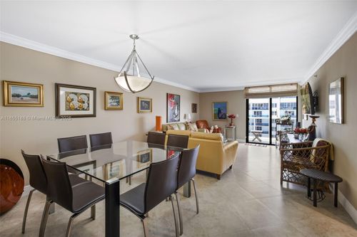 apt-1807-2401 Collins Ave, Miami Beach, FL, 33140-4701 | Card Image