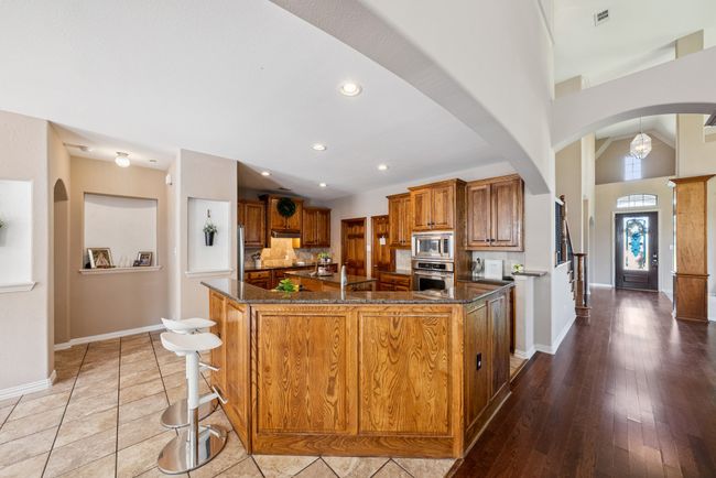 2018 Spring Creek Dr, House other with 5 bedrooms, 4 bathrooms and null parking in Midlothian TX | Image 9