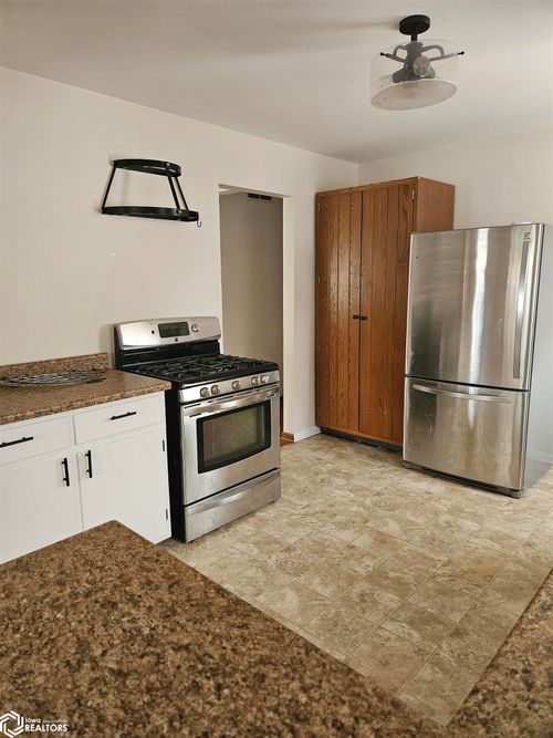 1309 E Elm St, Algona, IA, 50511-2010 | Card Image