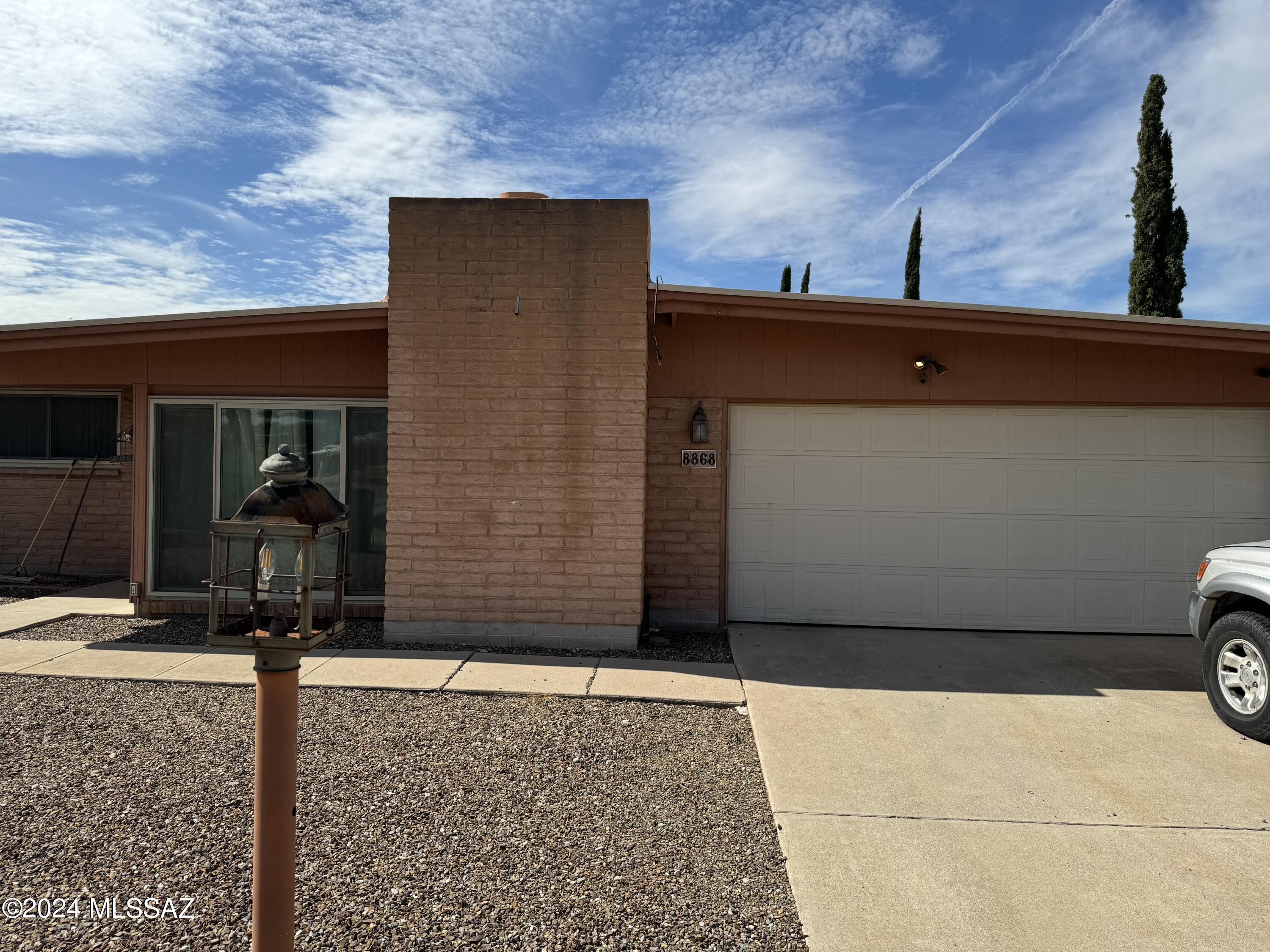 Bluefield St, Tucson, AZ 85710
