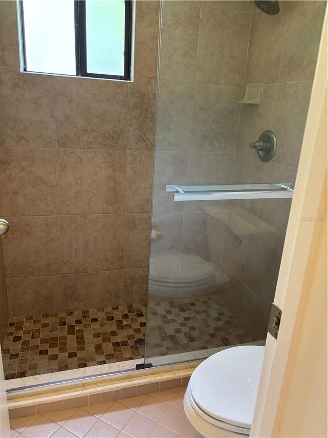 Primary bath shower | Image 20