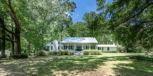 14 Marshall Rd, Natchez, MS, 39120-2005 | Card Image