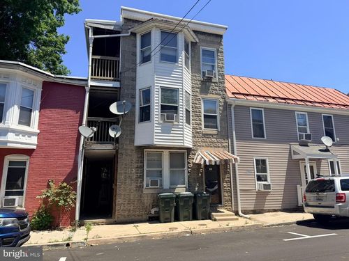106 Randolph Ave, HAGERSTOWN, MD, 21740-4076 | Card Image
