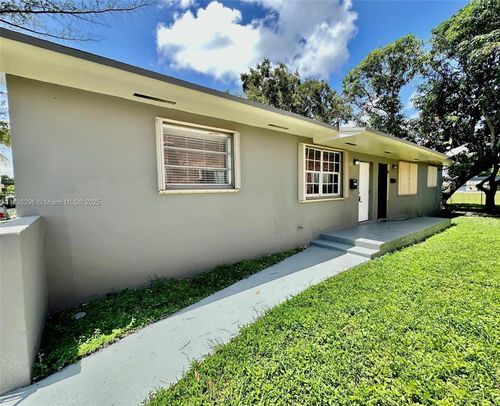 1533-1533 Nw 53rd St, Miami, FL, 33142-3855 | Card Image