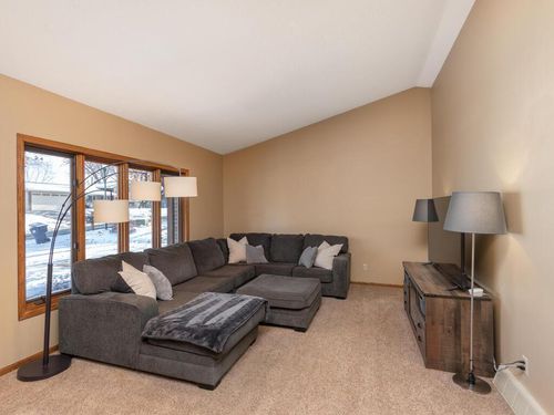 20315 Dunbar Ave, Farmington, MN, 55024-8114 | Card Image