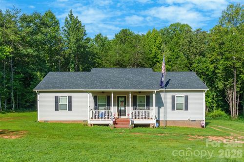165 Rambler Ln, Blacksburg, SC, 29702-8451 | Card Image