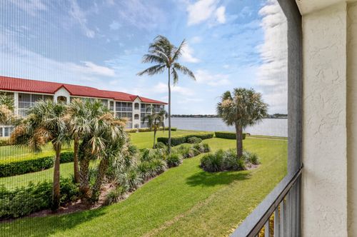 d2-110 Half Moon Cir, Hypoluxo, FL, 33462-5468 | Card Image