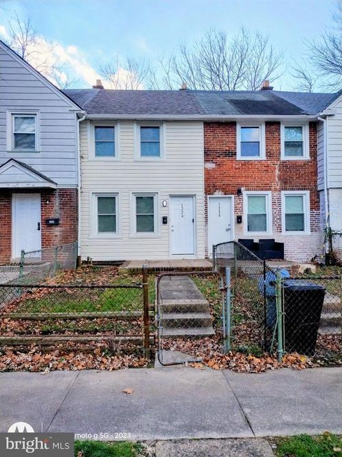 1224 Clover Ln, CHESTER, PA, 19013-1507 | Card Image