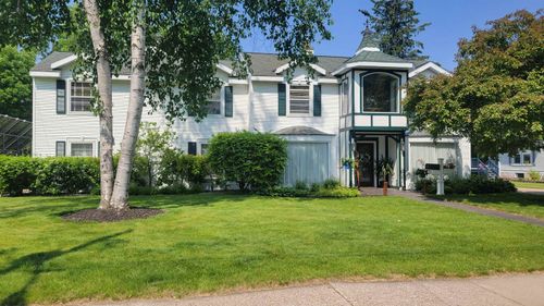 1230 N Superior St, Antigo, WI, 54409-2031 | Card Image