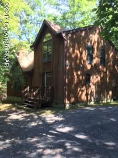 206 Hyland Dr, East Stroudsburg, PA, 18301-7282 | Card Image