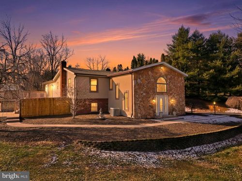 2530 Mill Creek Rd, DOVER, PA, 17315-2026 | Card Image